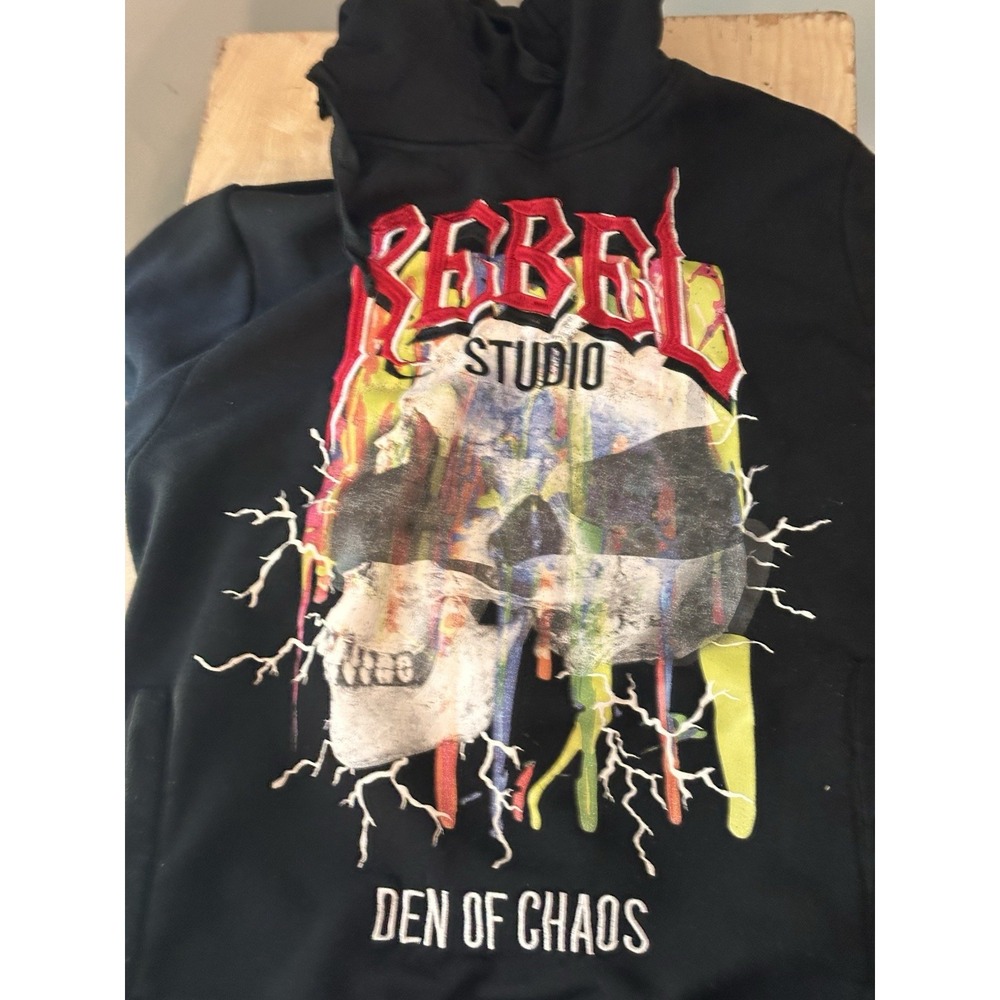 Rebel Minds Studio Den Of‎ Chaos Hoodie Black Red Skull Men's Medium